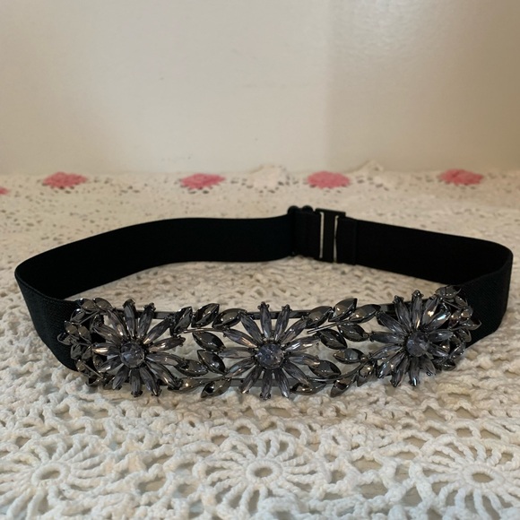 BCBGMaxAzria Accessories - BCBGMaxAzria Crystal Floral Accent Statement Belt